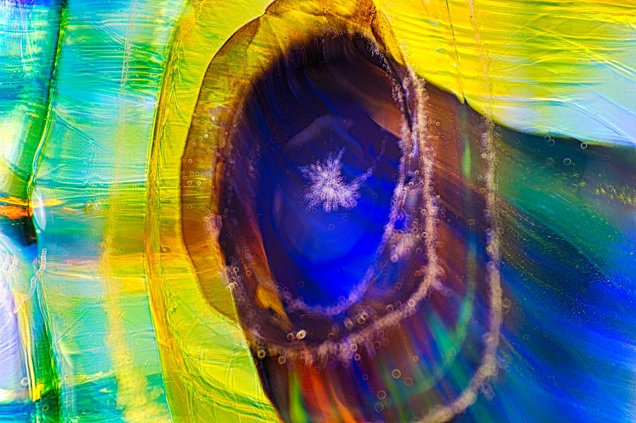 Star in the Blue, Abstract Glass Close-Up by Omaste Witkowski